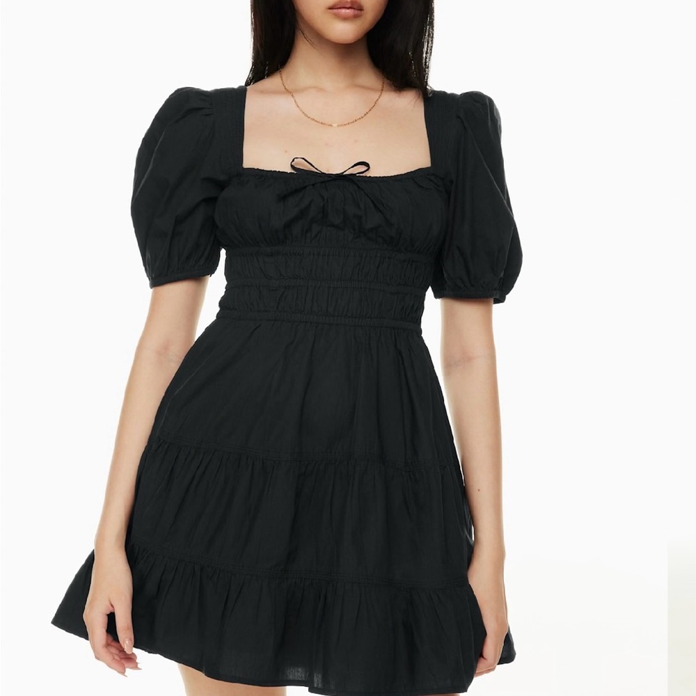 🖤 Aritzia Sunday Best Martine Shortsleeve dress - Size S